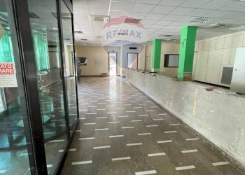 Negozio viale Buonarroti, 17 
 Valverde, Cesenatico - foto 8