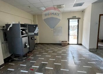 Negozio viale Buonarroti, 17 
 Valverde, Cesenatico - foto 39