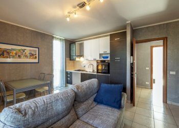 Trilocale Viale sandro pertini, Chieri - foto 2