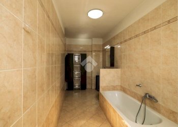 Trilocale Viale sandro pertini, Chieri - foto 17