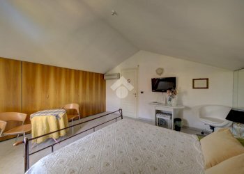 Villa Strada stupinigi, Orbassano - foto 21