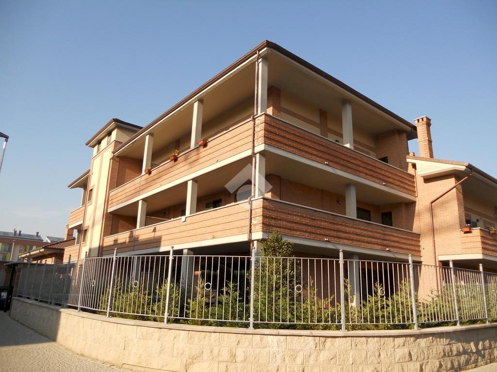 Box autorimessa Via Lussemburgo, Orbassano - photo 1