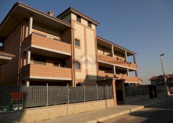 Box autorimessa Via Lussemburgo, Orbassano - foto 3