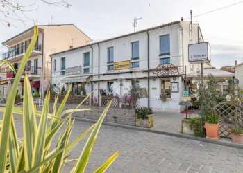 Box V.le Nazario Sauro, Cervia - foto 1