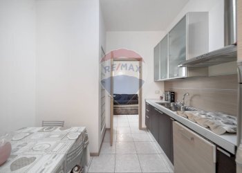 Cucina - Appartamento Via Fratelli Cervi
 
34, Trezzano Rosa - foto 9