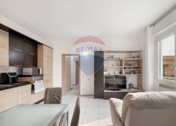 Sala da pranzo - Appartamento Via Fratelli Cervi
 
34, Trezzano Rosa - foto 21