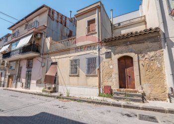 Edificio all\'aperto - Casa indipendente Via Bettino Ricasoli
 
177, Grammichele - foto 33