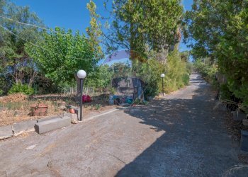 Giardino - Villa Via Luigi Einaudi
 
80, Grammichele - foto 6