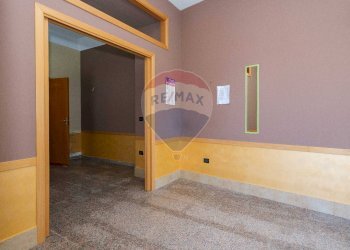 Stanza vuota - Negozio Via Umberto
 
209, Maletto - foto 6