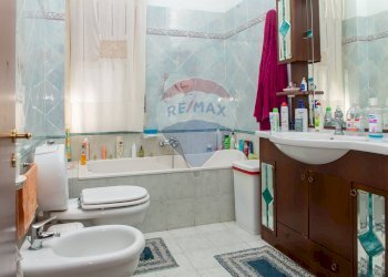 Bagno - Trilocale via Sardegna
 
29, Misterbianco - foto 9