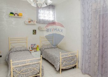 Camera / camera da letto - Trilocale via Sardegna
 
29, Misterbianco - foto 12