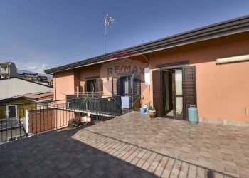 Terrazza - Casa semi indipendente via Terza Retta di Ponente
 
231, Belpasso - foto 7
