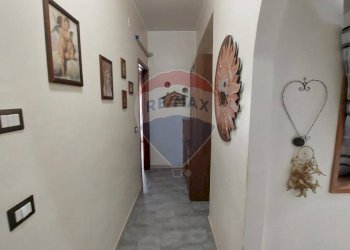 Hall / corridoio - Quadrilocale via Umberto 1
 
159, Gaggi - foto 5