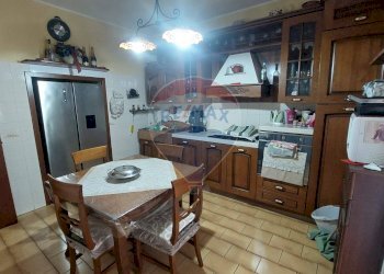 Cucina - Quadrilocale via Umberto 1
 
159, Gaggi - foto 18