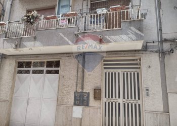 Edificio all\'aperto - Casa indipendente Via Alessandro Manzoni
 
10, Mirabella Imbaccari - foto 1