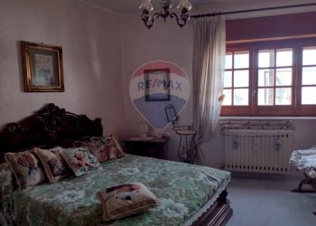 Camera / camera da letto - Casa indipendente Via Alessandro Manzoni
 
10, Mirabella Imbaccari - foto 16