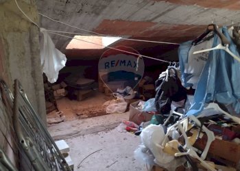 Dispensa di stoccaggio - Casa indipendente Via Alessandro Manzoni
 
10, Mirabella Imbaccari - foto 28