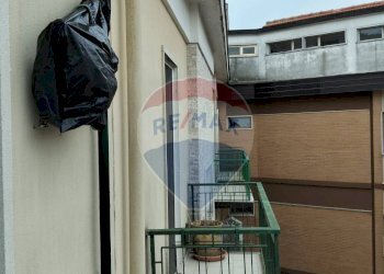 Edificio all\'aperto - Quadrilocale Piazza Guglielmo Marconi
 
4, Monte Sant'Angelo - foto 7