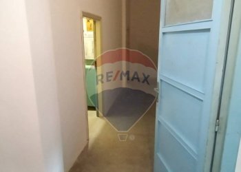 Hall / corridoio - Quadrilocale Piazza Guglielmo Marconi
 
4, Monte Sant'Angelo - foto 23