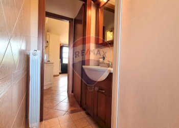 Bagno - Two-room apartment Via Roma
 
83, Castellina Marittima - photo 27