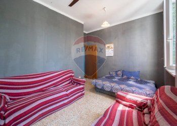 Camera / camera da letto - Quadrilocale via Mazzini
 
10, Dosolo - foto 15