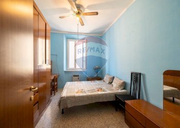 Camera / camera da letto - Quadrilocale via Mazzini
 
10, Dosolo - foto 16