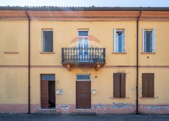 Casa all\'aperto - Quadrilocale via Mazzini
 
10, Dosolo - foto 23