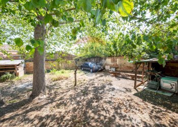 Giardino - Quadrilocale via Mazzini
 
10, Dosolo - foto 25