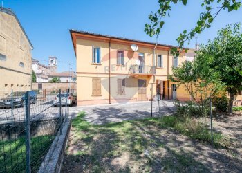 Casa all\'aperto - Quadrilocale via Mazzini
 
10, Dosolo - foto 26