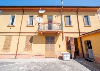 Casa all\'aperto - Quadrilocale via Mazzini
 
10, Dosolo - foto 28