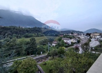 Vista delle montagne - Appartamento Via Trevigiana
18, Feltre - foto 16