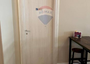 Hall / corridoio - Attività Commerciale Corso XXVII Marzo
49C, Voghera - foto 21