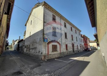 Edificio all\'aperto - Casa indipendente via Clerici
 
1, Casalnoceto - foto 1