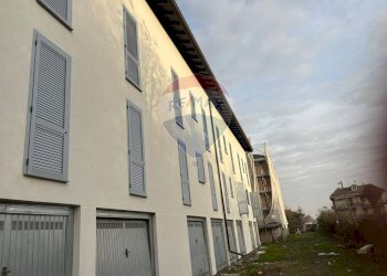 Edificio all\'aperto - Trilocale via delle grazie
 
33, Albuzzano - foto 7