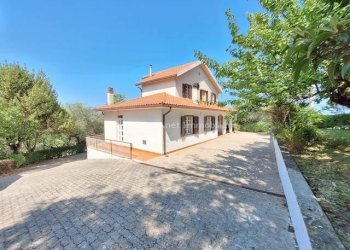 Foto 3 - Villa Contrada Materna
 
1, Collecorvino - foto 3