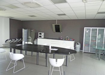 Foto 7 - Office Via Dell'industria
 
11, Chieri - photo 7