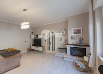 Foto 1 - Trilocale VIA FRATELLI ROSSELLI
 
22, Bagnolo Mella - foto 1