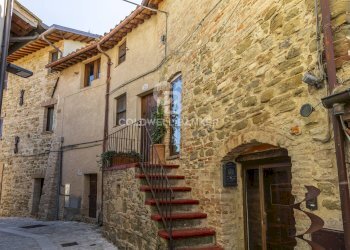 Foto 1 - Rustico Vicolo Lungo
 
21, Torgiano - foto 1