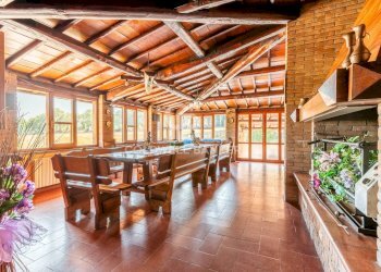 Foto 12 - Rustico Vocabolo Tevermorto
 
122, Todi - foto 12