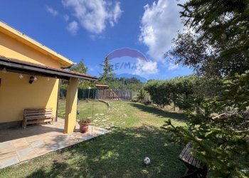 Giardino - Casa indipendente Contrada Monteverde
 
snc, Vinchiaturo - foto 3