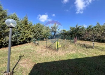 Giardino - Casa indipendente Contrada Monteverde
 
snc, Vinchiaturo - foto 16