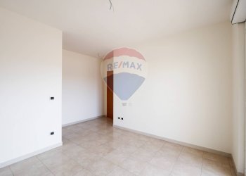 Stanza vuota - Bilocale Strada Provinciale Modugno-Carbonara
 
4/5, Bari - foto 8