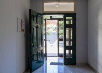 Ricezione / Lobby - Villa Bifamiliare Bussi sul Tirino - foto 8