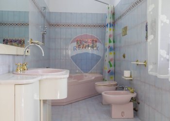 Bagno - Villa Bifamiliare Bussi sul Tirino - foto 22