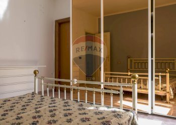 Camera / camera da letto - Villa Bifamiliare Bussi sul Tirino - foto 34