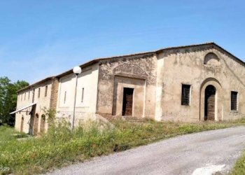 Foto 1 - Locale Commerciale Località Vignale, Piombino - foto 1