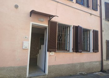 Foto 1 - Trilocale Via Selva
 
9, Lurago d'Erba - foto 1