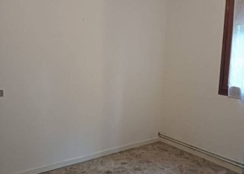 Cucina - Appartamento via della Primula, Modena - foto 14