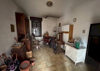 Cantina - Casa indipendente via Milano, 78, Casorate Sempione - foto 14