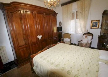 Camera da letto - Appartamento via Villini Ambrogio Negrone, Genova - foto 37